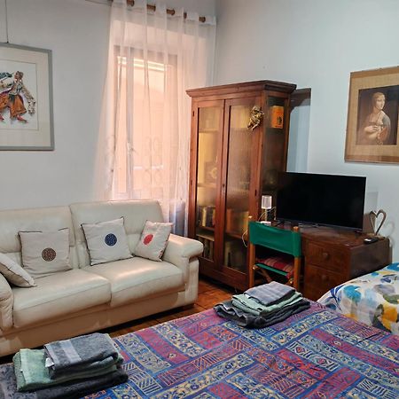 Studio Borgo Colonne Parma Ngoại thất bức ảnh